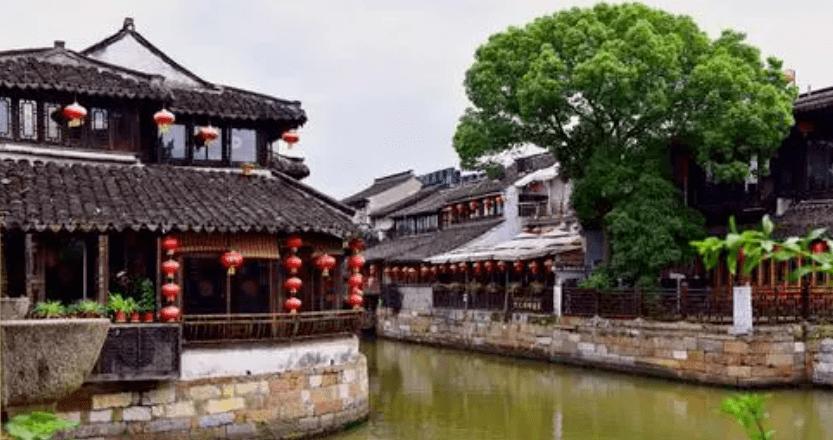 围城》好看，主要讲的什么？游戏画面
